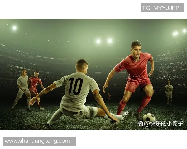 走进绿茵场外的生活揭秘足球明星背后的故事与梦想